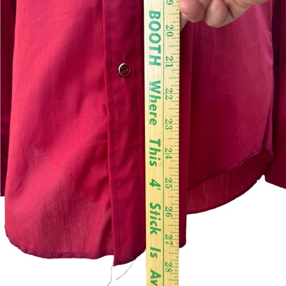 Vintage Wrangler Fancy Shirt with pearl snap buttons, Gold accents. Special. - Picture 6 of 11